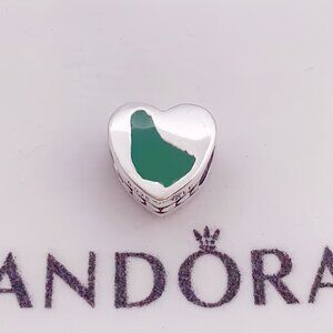 Pandora Barbados Map Heart Exclusive Charm